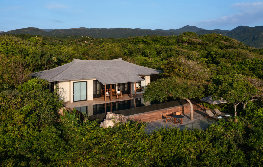 Ocean Pool Villa