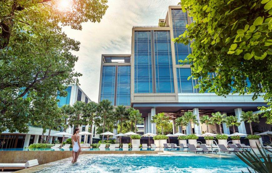 Four Seasons Hotel Bangkok at Chao Phraya River